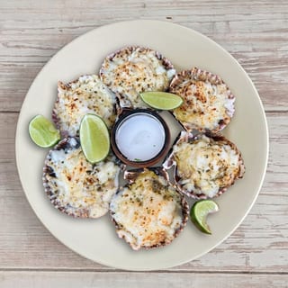 Conchitas a la Parmesana