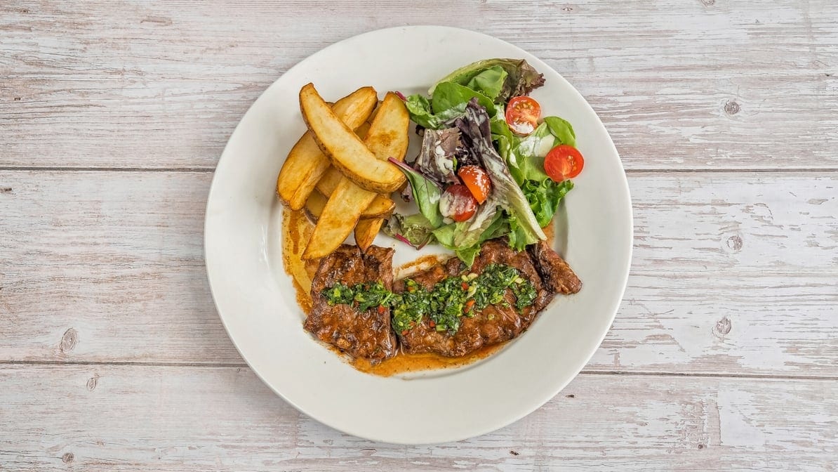 Churrasco Con Chimichurri / Skirt Steak with Chimichurri.